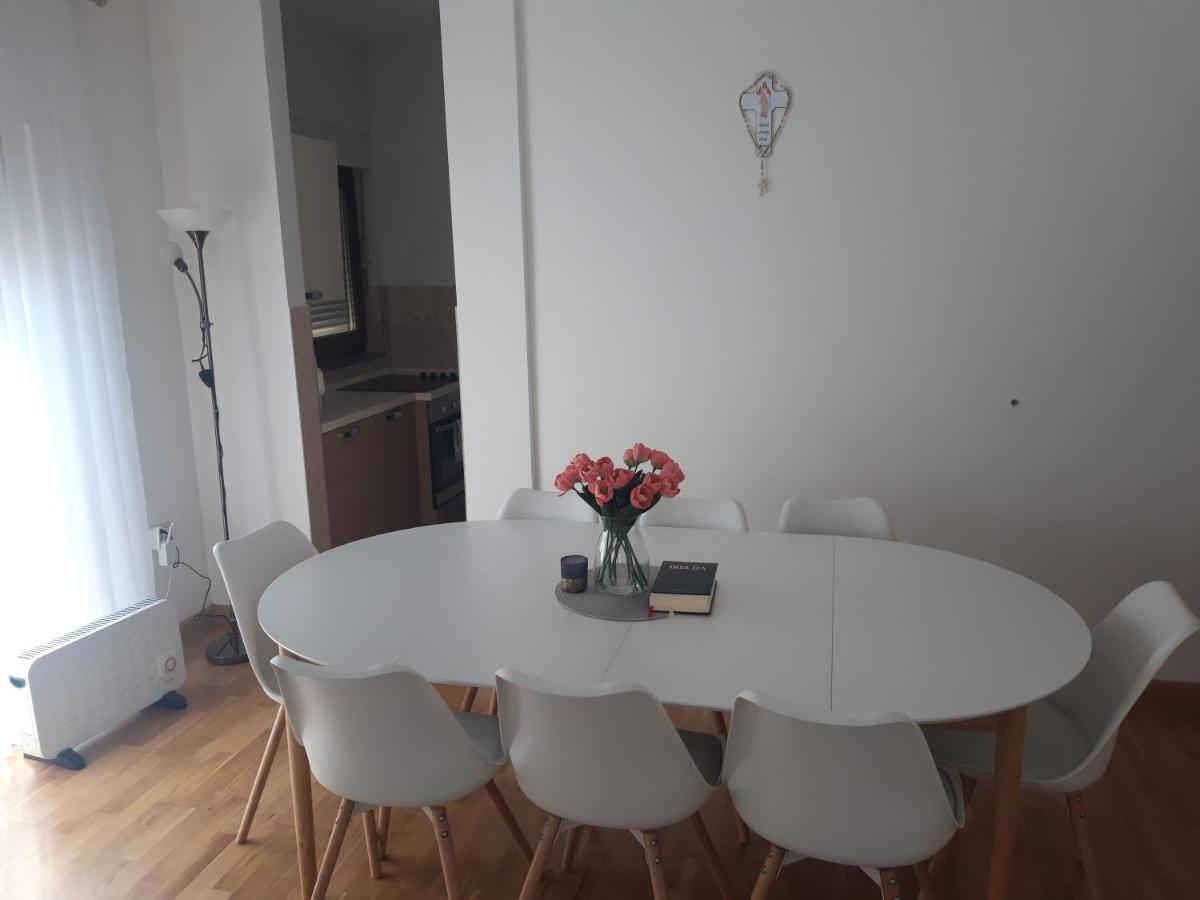 Marys Home Apartment Medugorje מראה חיצוני תמונה