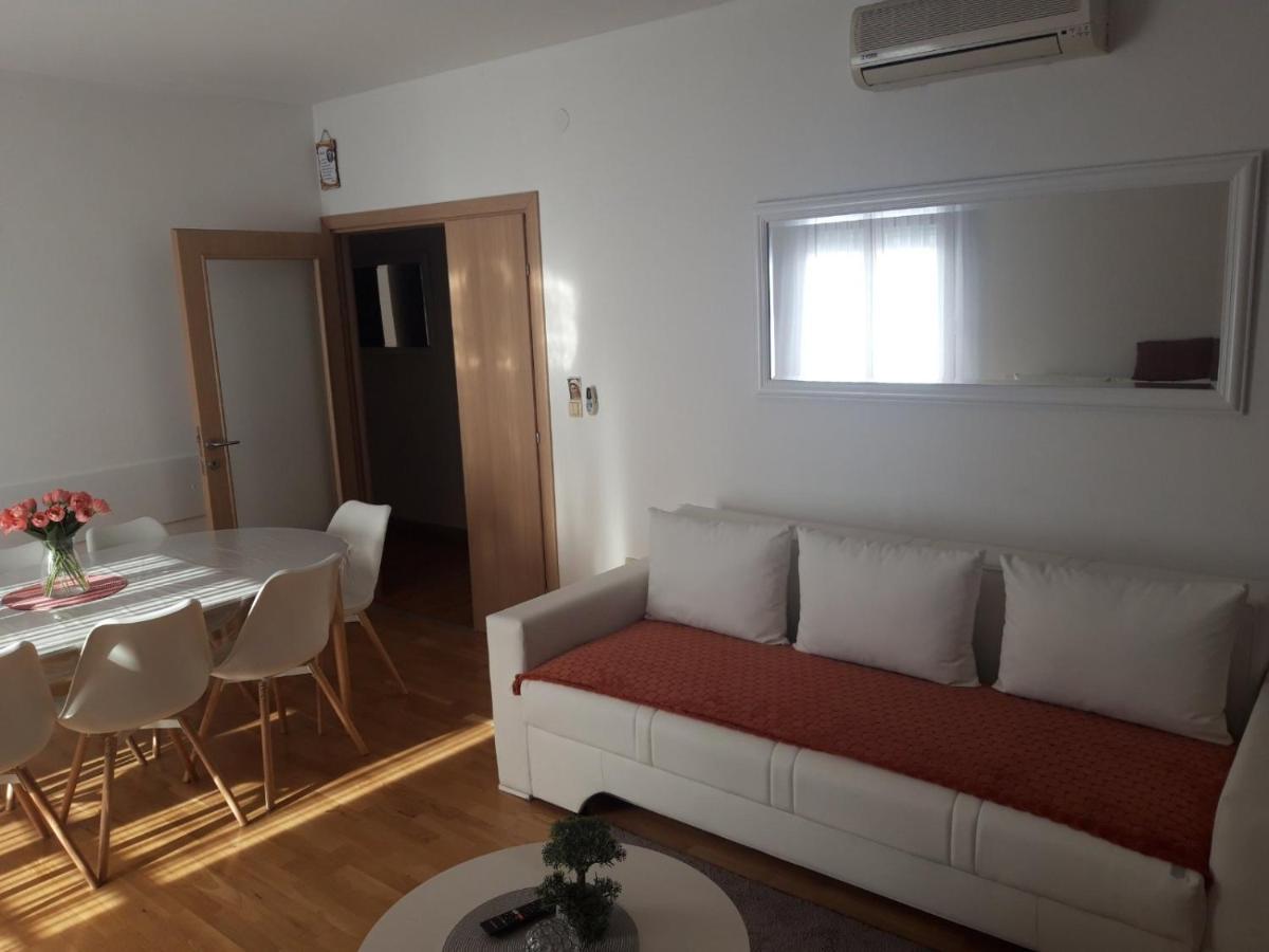 Marys Home Apartment Medugorje מראה חיצוני תמונה