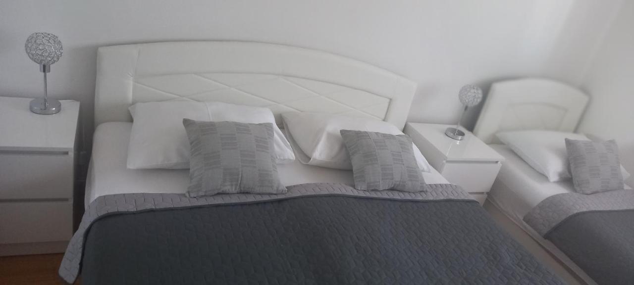 Marys Home Apartment Medugorje מראה חיצוני תמונה