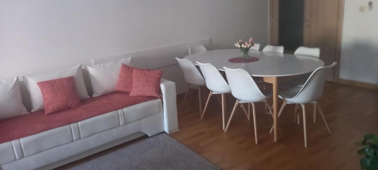 Marys Home Apartment Medugorje מראה חיצוני תמונה