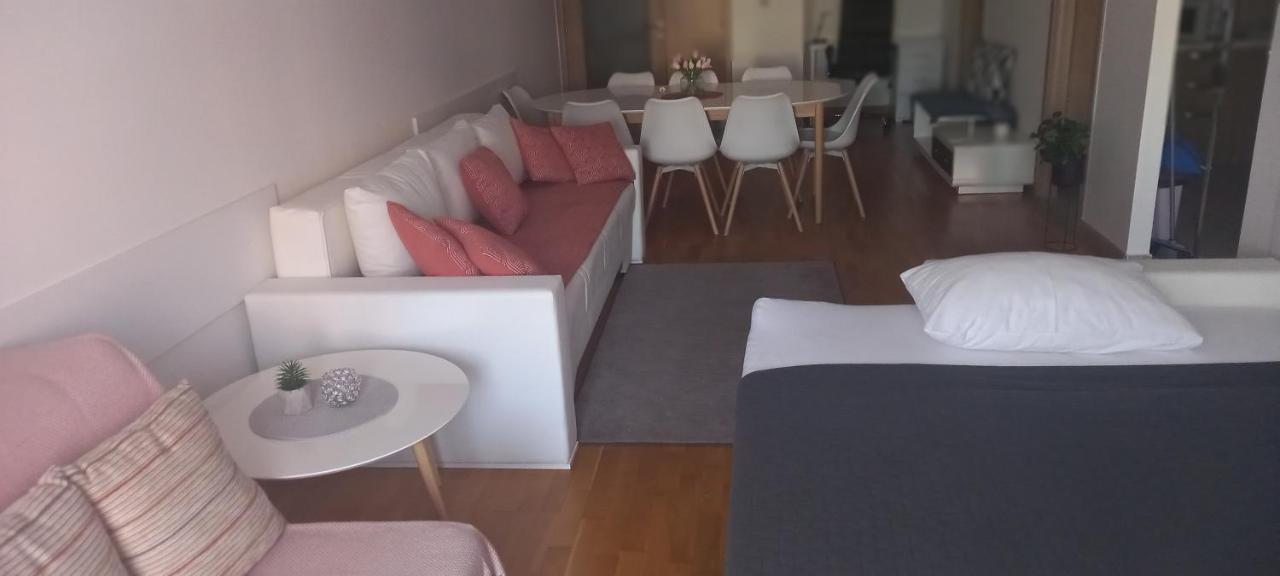 Marys Home Apartment Medugorje מראה חיצוני תמונה