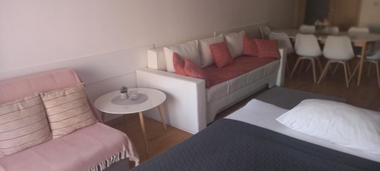 Marys Home Apartment Medugorje מראה חיצוני תמונה
